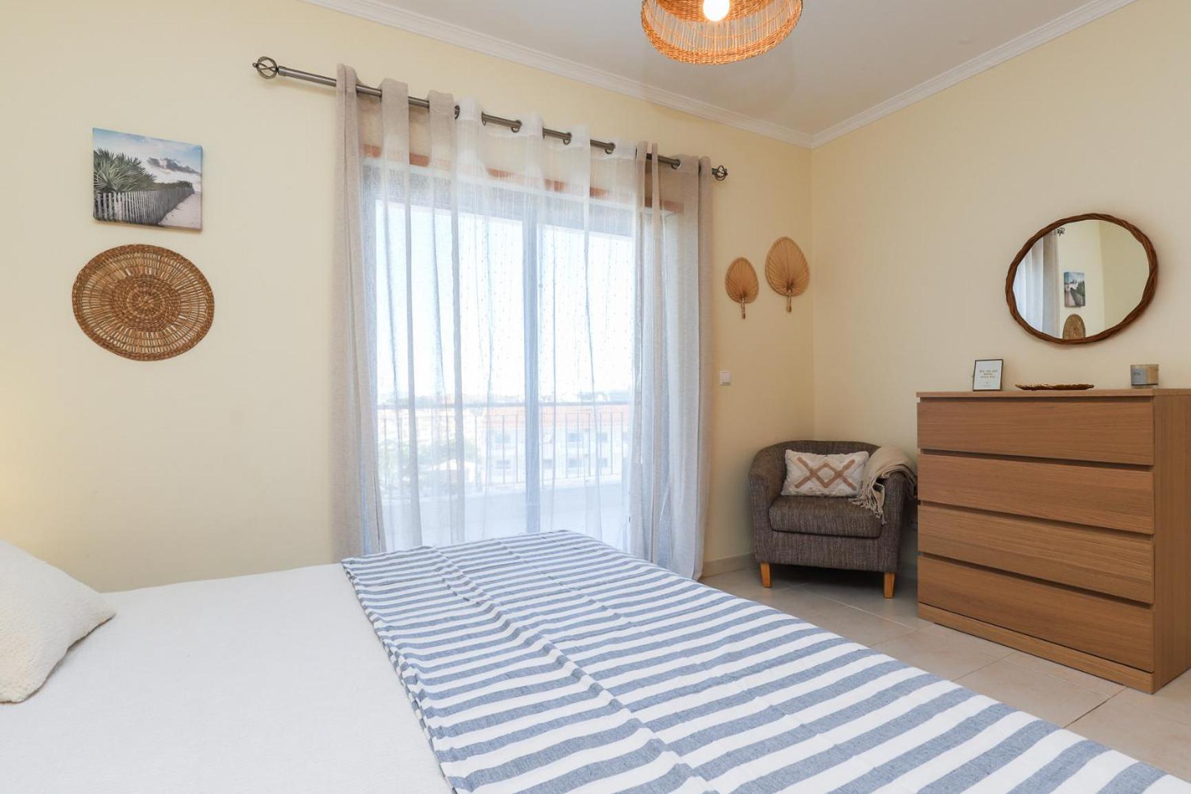 Apartament Charming Flat 10 Min Walk To Beach Albufeira Zewnętrze zdjęcie