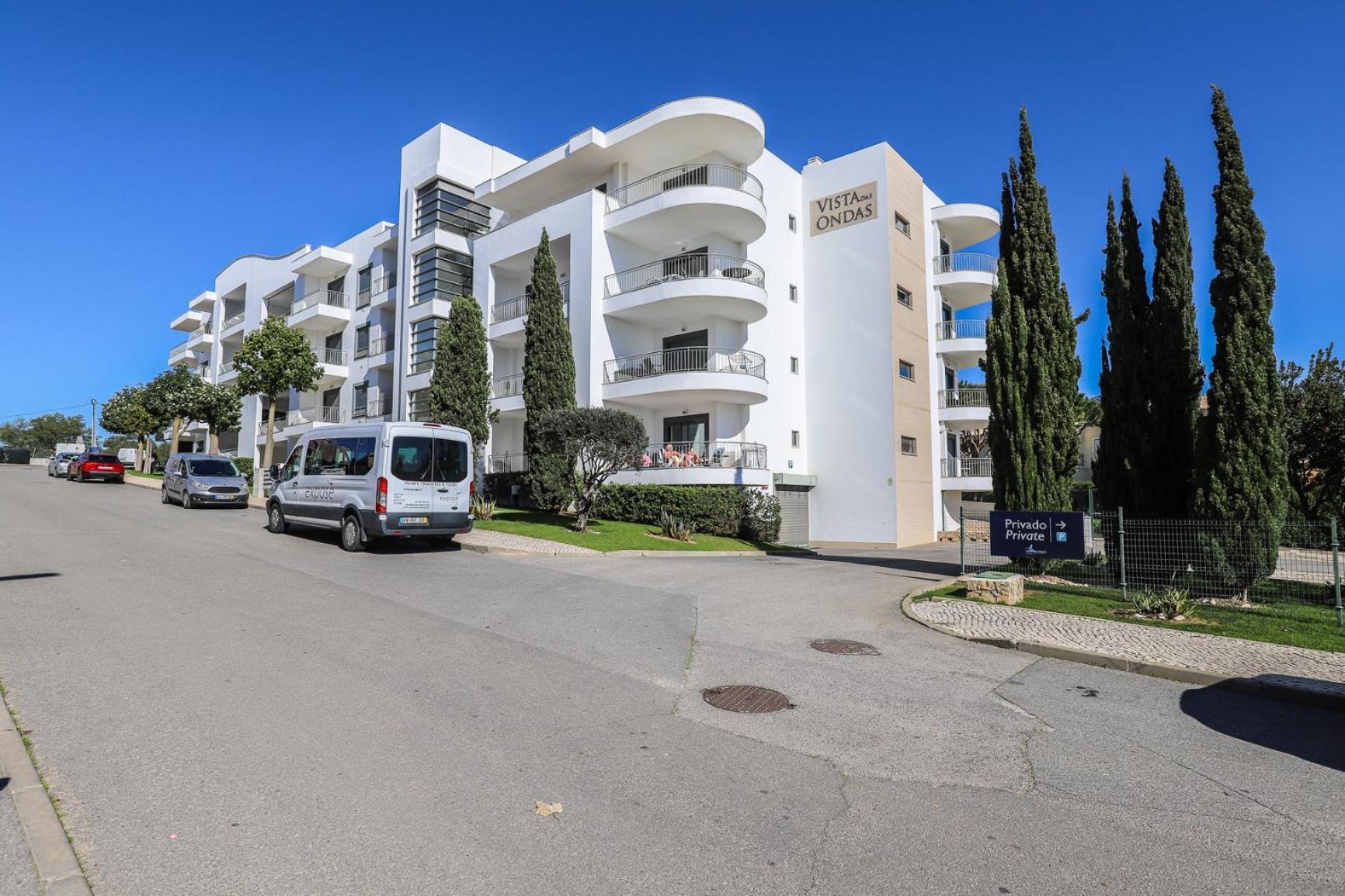 Apartament Charming Flat 10 Min Walk To Beach Albufeira Zewnętrze zdjęcie