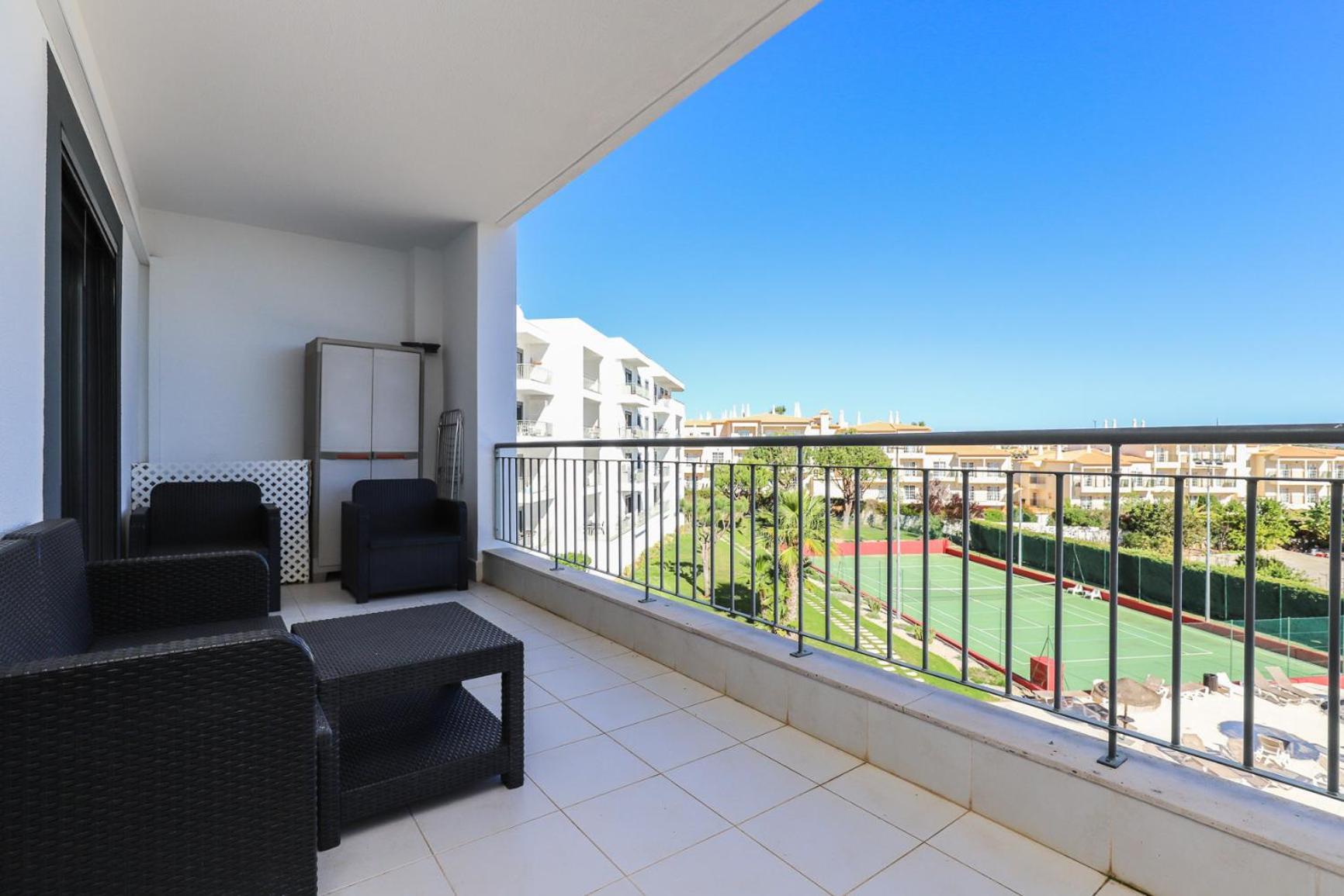 Apartament Charming Flat 10 Min Walk To Beach Albufeira Zewnętrze zdjęcie