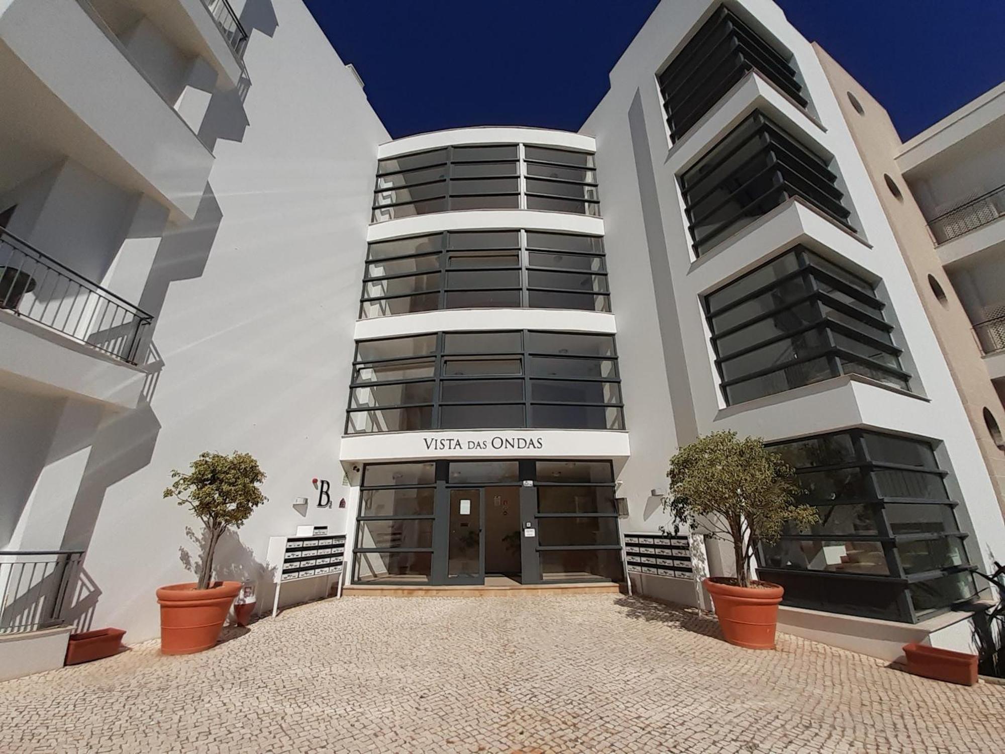 Apartament Charming Flat 10 Min Walk To Beach Albufeira Zewnętrze zdjęcie